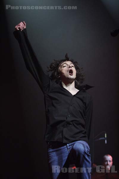 CALI - 2006-04-01 - PARIS - Zenith - 